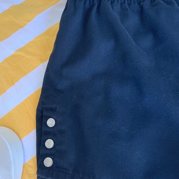 Vintage Black Running Shorts side snap closures - Picture 4 of 12